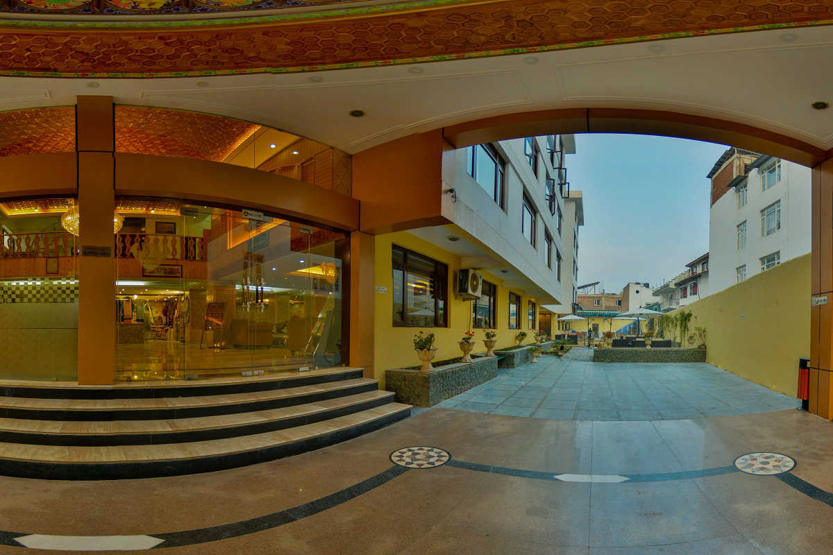 Hotel Royal Batoo